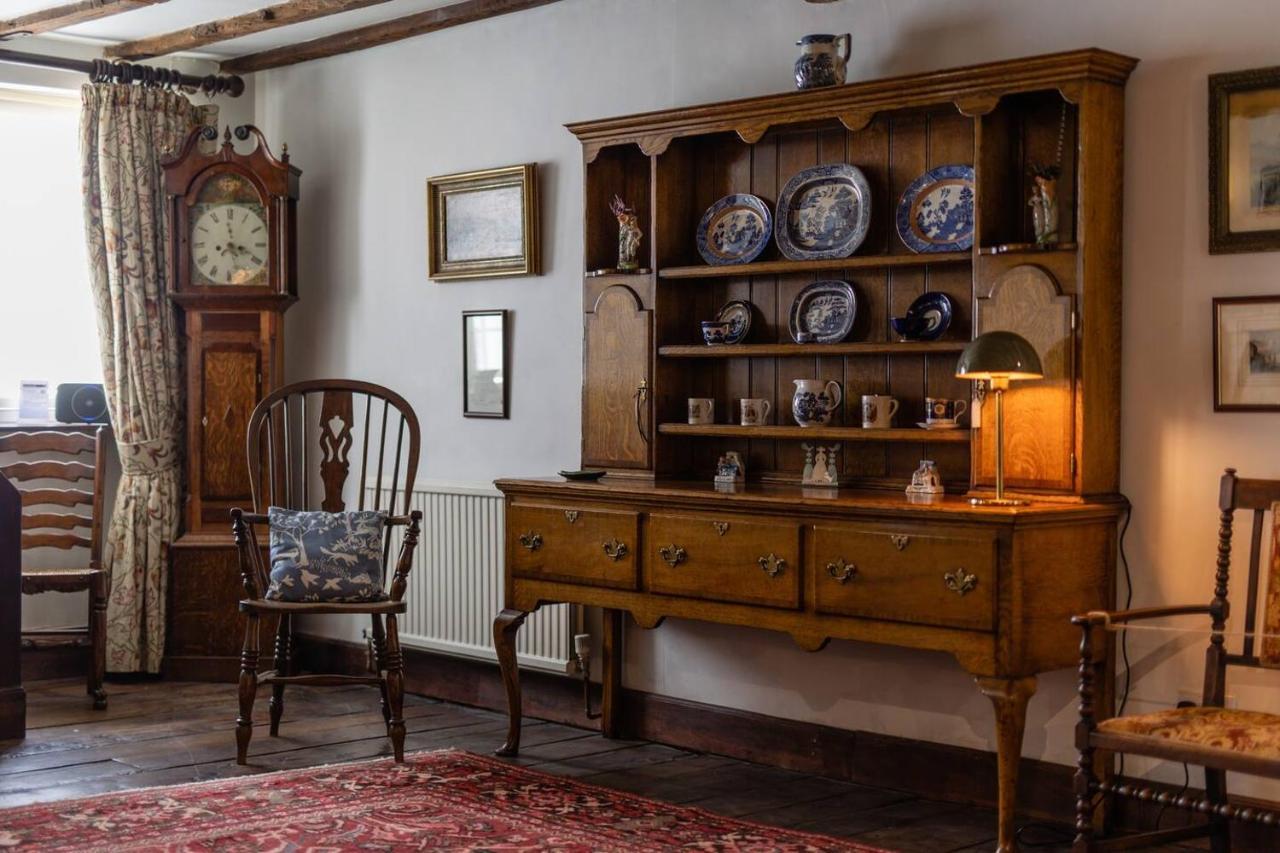 Pass The Keys Magical Period House In The Heart Of Ludlow Buitenkant foto